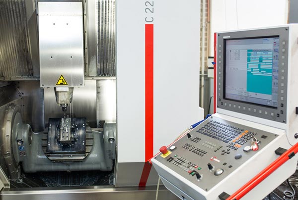 LOMA CNC milling machine